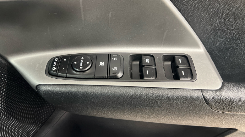 Kia Niro 1.6 GDi Hybrid 2 5dr DCT Hybrid Estate